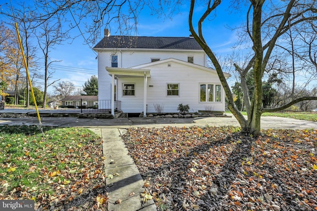 view of front of house