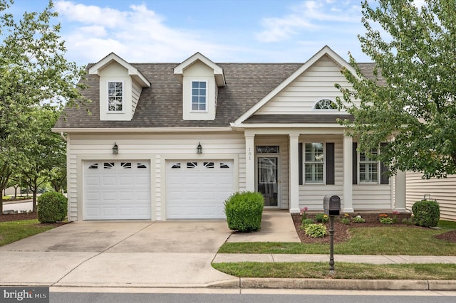 view of front facade featuring a garage