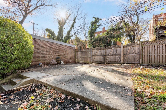 841 E Belvedere Ave E, Baltimore, MD 21212 - view of patio featuring a gate