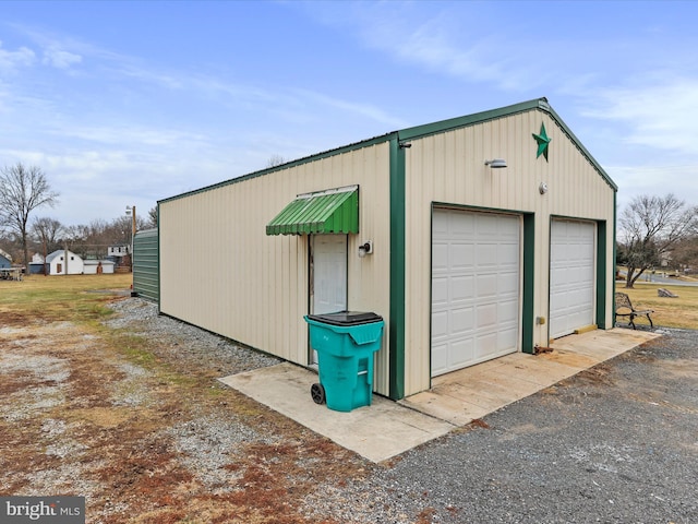 view of detached garage