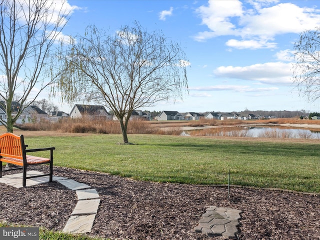 view of yard featuring a water view