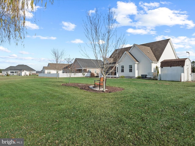 view of yard with a shed