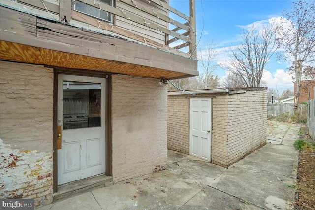 view of property entrance