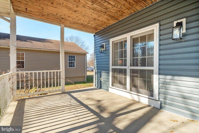 view of patio featuring covered porch