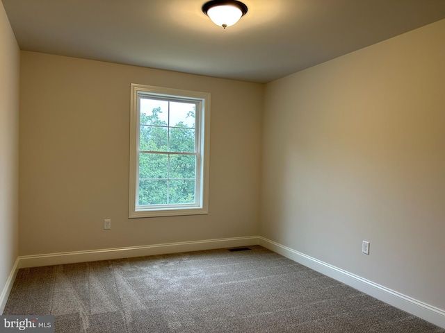 empty room with carpet