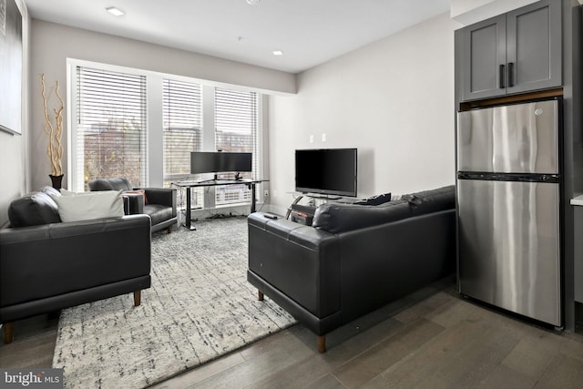 1028 Bladensburg Rd NE Unit 38, Washington, DC 20002 - living area featuring wood finished floors and recessed lighting