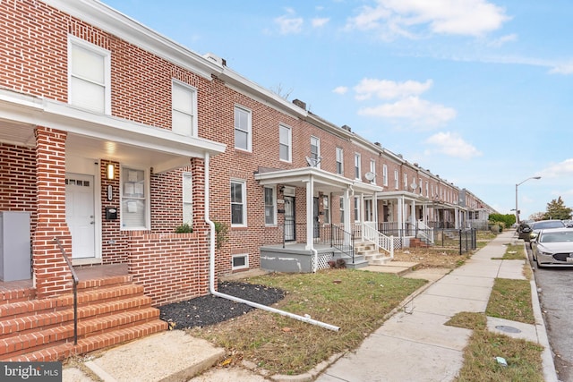 view of front of home featuring a porch