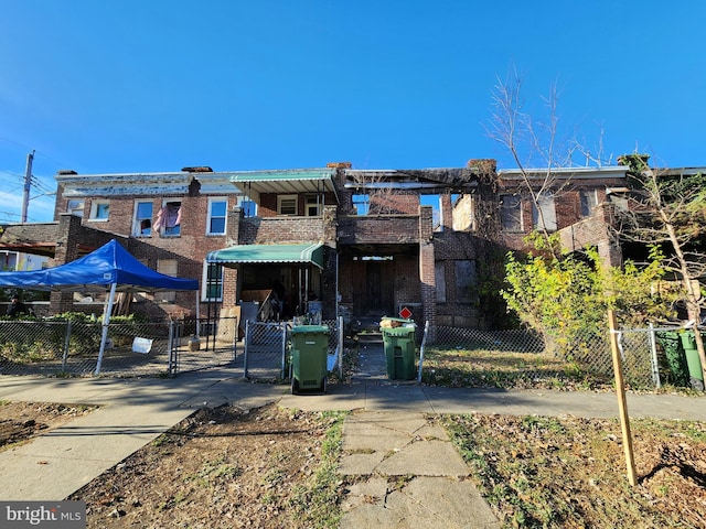 3706 Towanda Ave, Baltimore, MD 21215 - view of building exterior with a fenced front yard