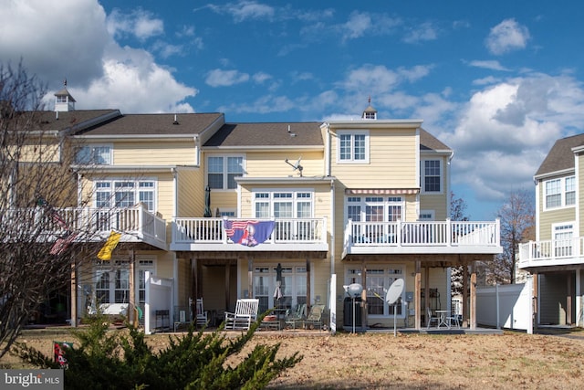 4 Bay View Ln, Colonial Beach, VA 22443 - back of property featuring a patio