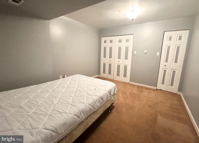 bedroom with carpet flooring