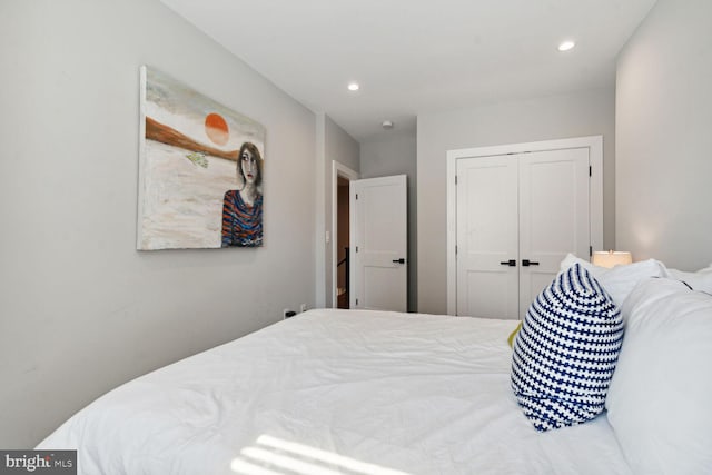 bedroom with a closet