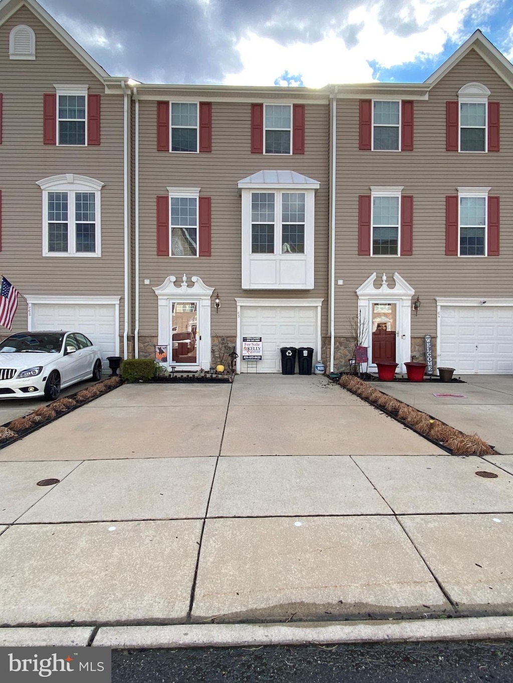 view of townhome / multi-family property