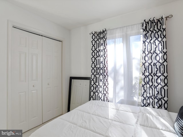 bedroom with a closet