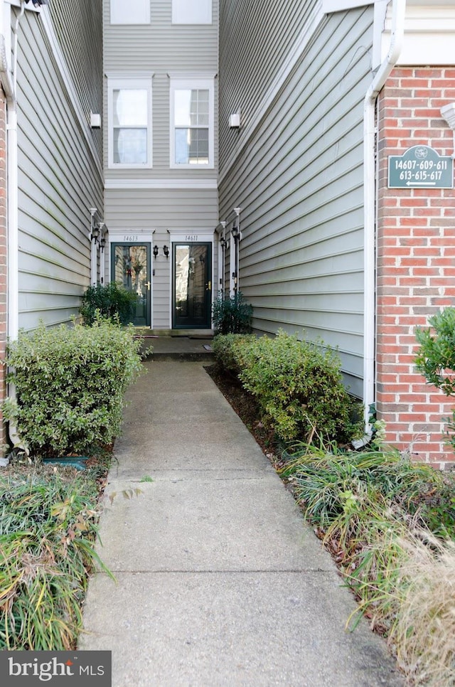 view of property entrance