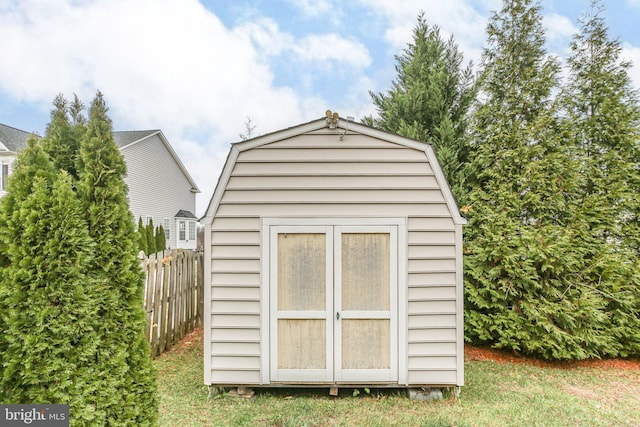 view of outbuilding