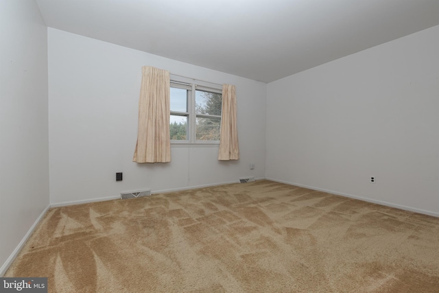 325 Great Oak Dr, Middletown, DE 19709 - carpeted empty room featuring baseboards