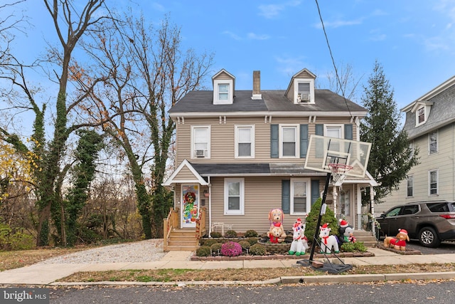 view of front of property