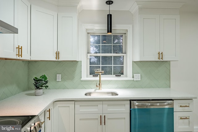 kitchen featuring white cabinets, decorative light fixtures, stainless steel appliances, and sink