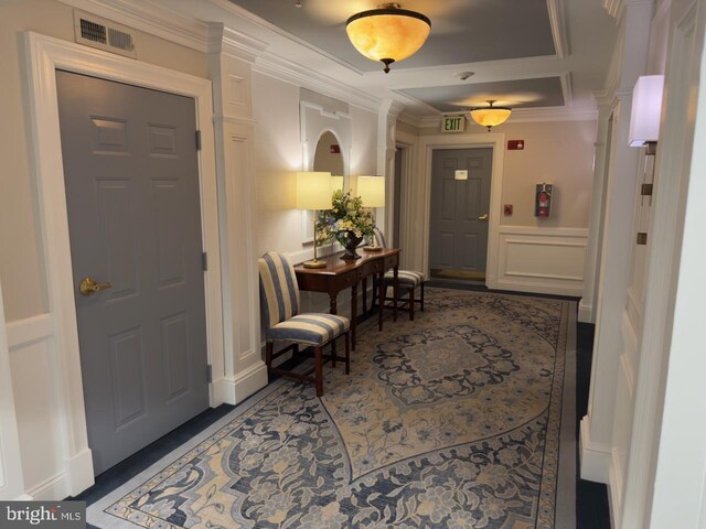 12251 Roundwood Rd Unit 601, Lutherville Timonium, MD 21093 - entrance foyer with a decorative wall and crown molding