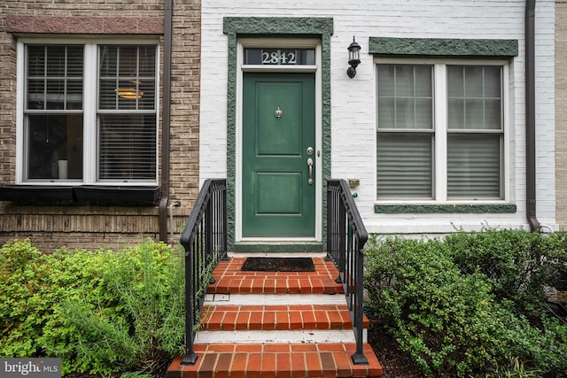 view of property entrance