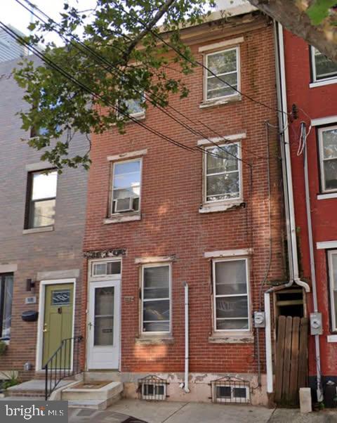 view of townhome / multi-family property