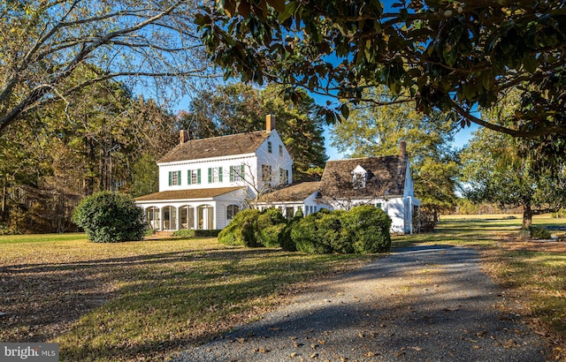 view of front of house with a front yard