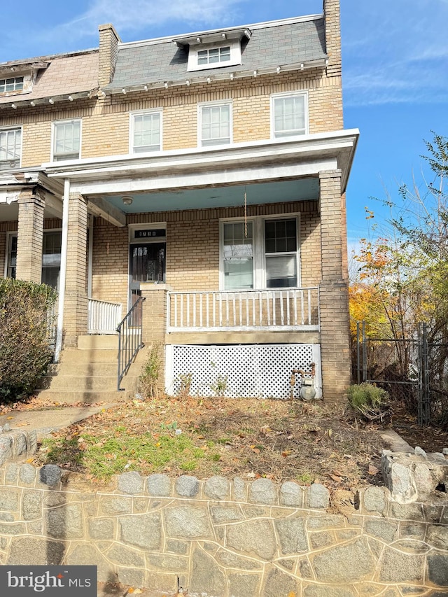 view of front of property with covered porch