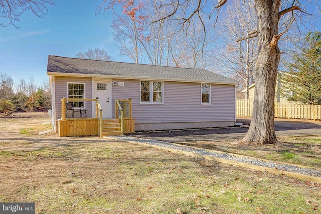 view of front of property