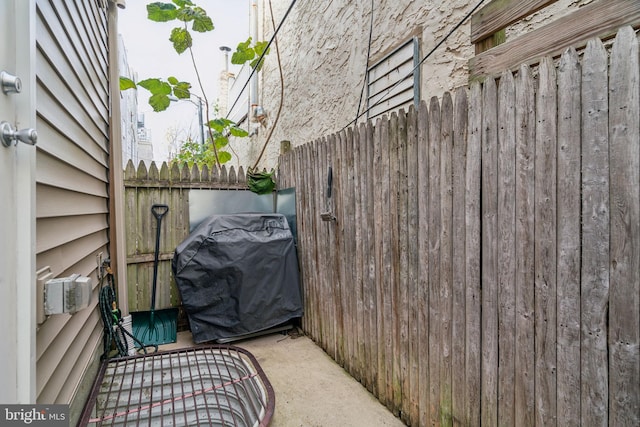 view of patio featuring grilling area