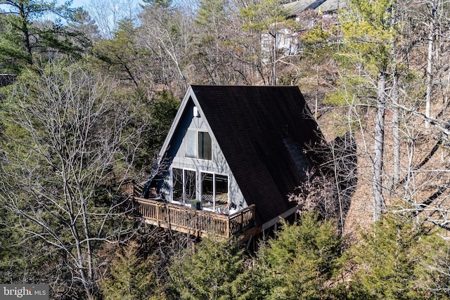 view of outbuilding