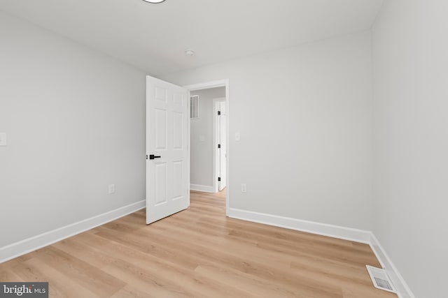 empty room featuring light hardwood / wood-style flooring