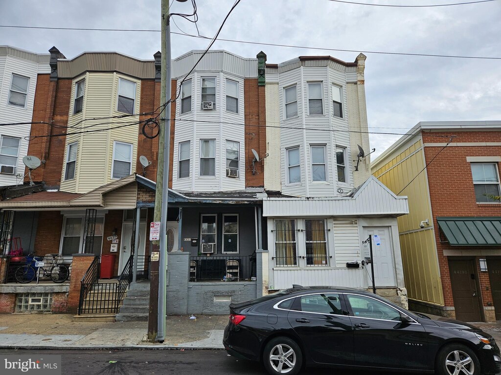 4435 N 20th St, Philadelphia, PA 19140 - view of townhome / multi-family property