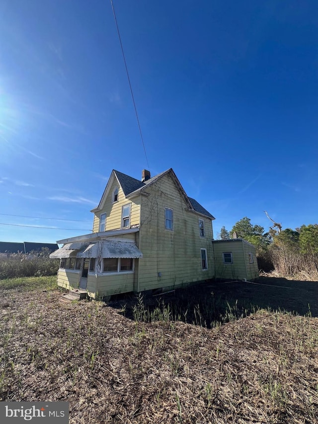 view of side of home