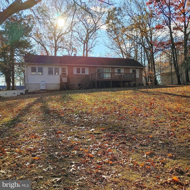 view of front of home featuring a deck