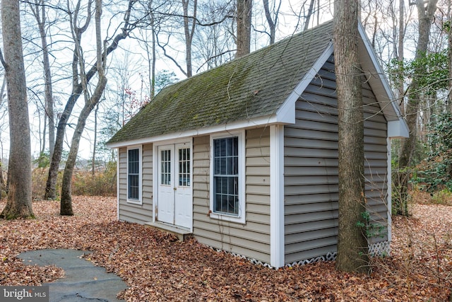 view of outdoor structure