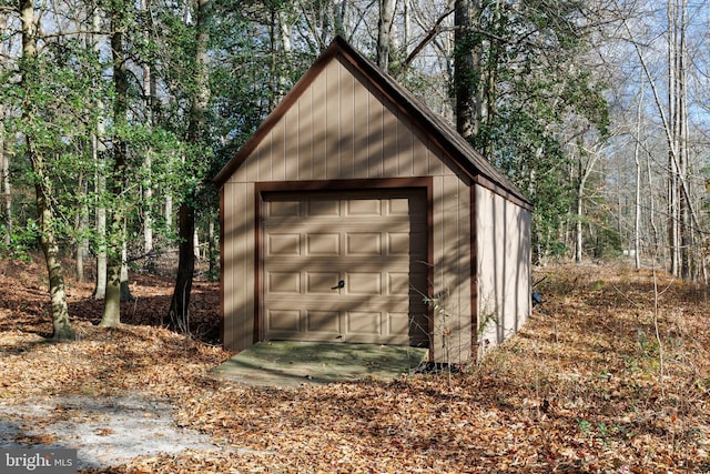 view of outbuilding