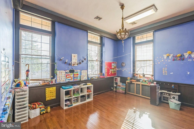 game room featuring hardwood / wood-style floors