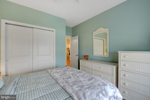 bedroom featuring a closet