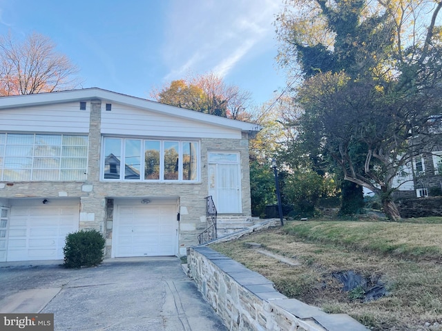 435 Valley Rd, Elkins Park PA, 19027, 3 bedrooms, 1.5 baths townhouse for sale