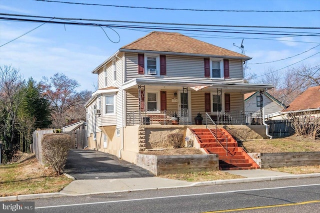 view of front of house featuring covered porch