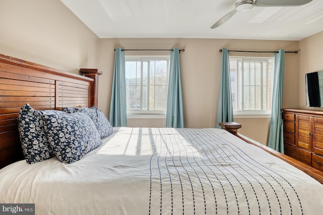 bedroom featuring ceiling fan