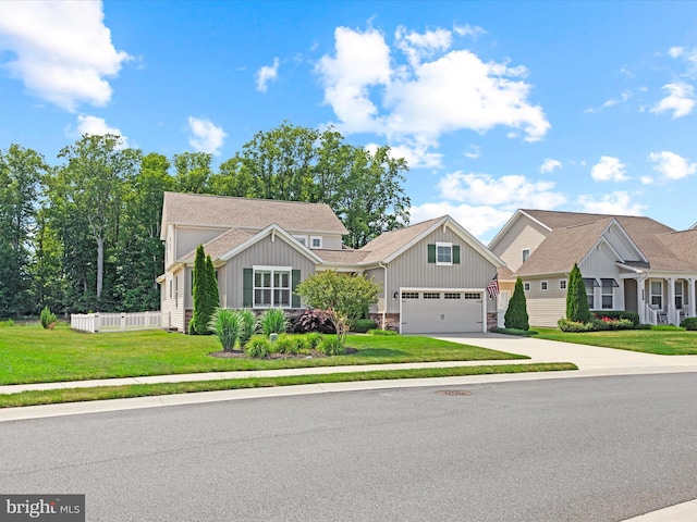 view of front of home with a front lawn