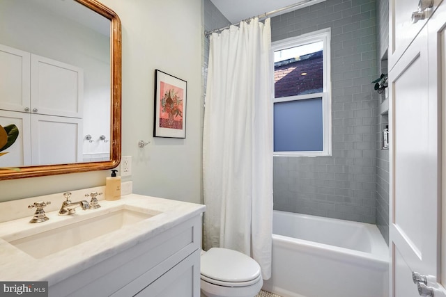 full bathroom with shower / bath combination with curtain, vanity, toilet, and a healthy amount of sunlight