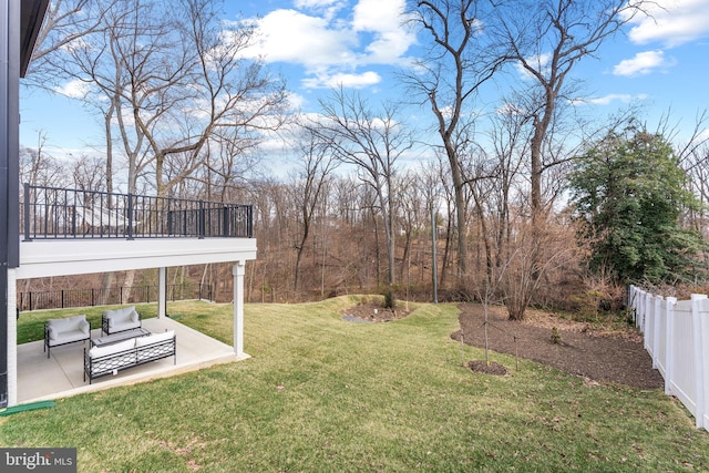 3113 Circle Hill Rd, Alexandria, VA 22305 - view of yard with a patio area