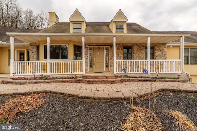 view of front of home featuring a porch