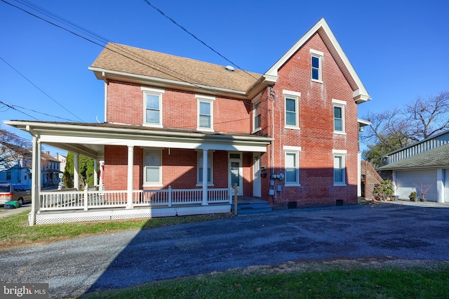 view of front of house with covered porch