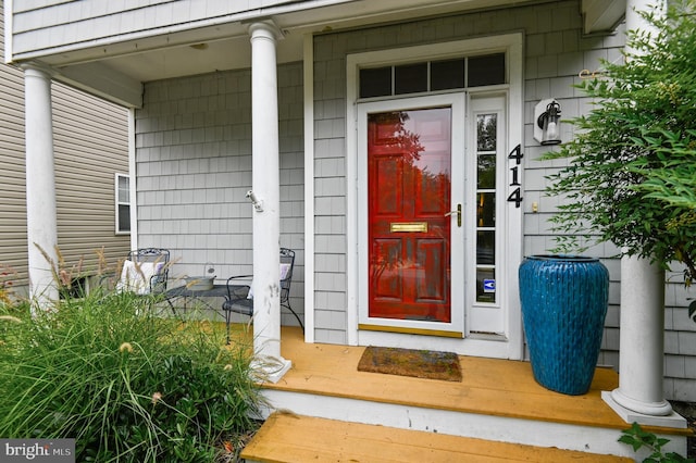 view of property entrance