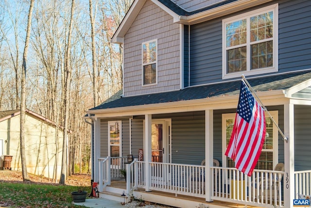 view of front of property featuring covered porch