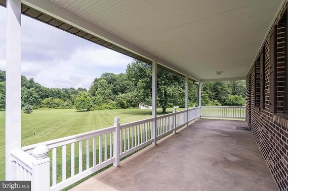 view of patio / terrace with a porch