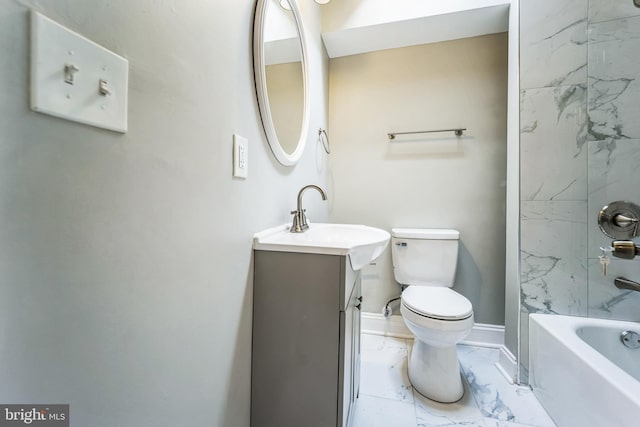 full bathroom featuring vanity, toilet, and tiled shower / bath